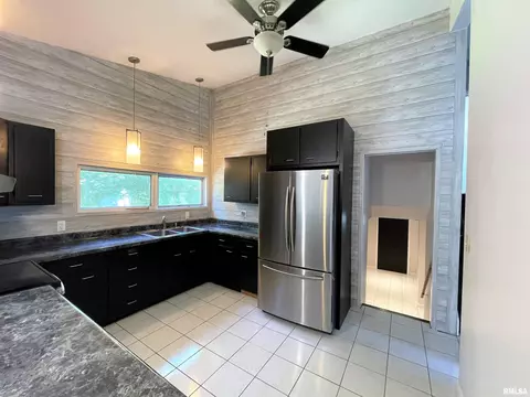 1121 Cherry Rd, Springfield, IL 62704 photo 9