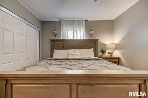 213 Deer Head Ln, Springfield, IL 62704 photo 17