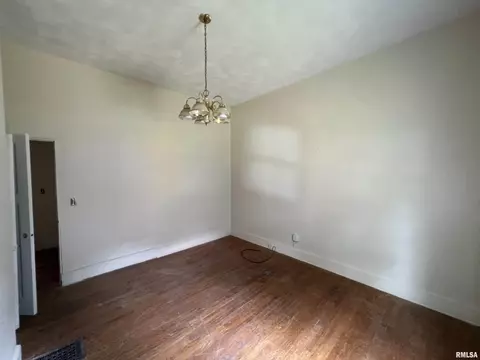 433 W Canedy St, Springfield, IL 62704 photo 7