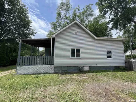 433 W Canedy St, Springfield, IL 62704 photo 4