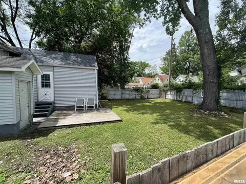 433 W Canedy St, Springfield, IL 62704 photo 6