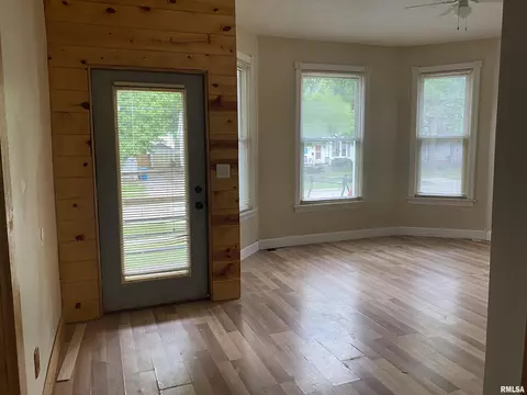 1313 Pasfield St, Springfield, IL 62704 photo 6