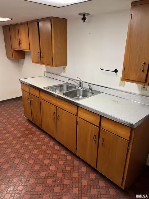 1306 E Lenox Ave, Springfield, IL 62703 photo 17