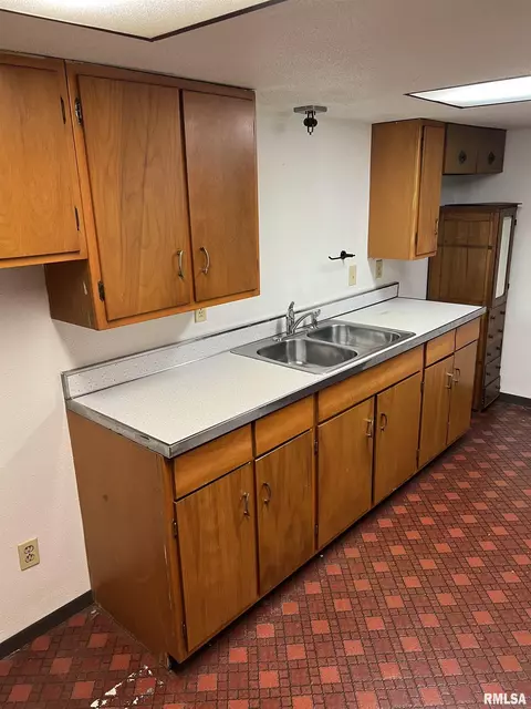 1306 E Lenox Ave, Springfield, IL 62703 photo 16