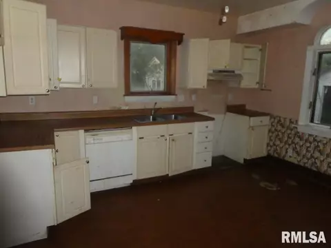 1436 Monument Ave, Springfield, IL 62702 photo 11