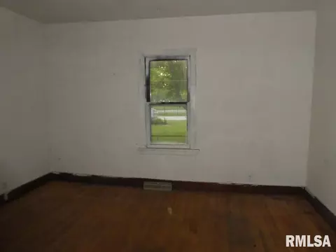 1436 Monument Ave, Springfield, IL 62702 photo 3
