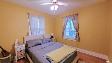 937 S Henrietta St, Springfield, IL 62704 photo 27