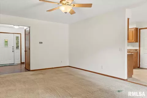 2924 Rainier Dr, Springfield, IL 62704 photo 12