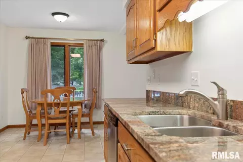 2924 Rainier Dr, Springfield, IL 62704 photo 18