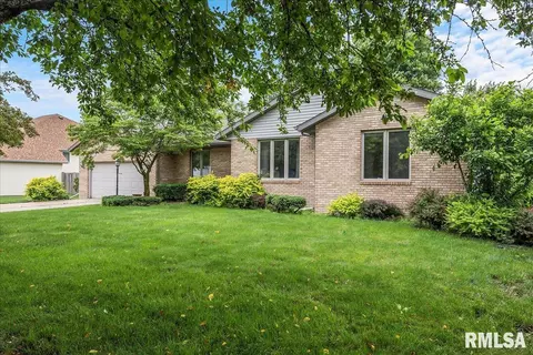 2924 Rainier Dr, Springfield, IL 62704 photo 4