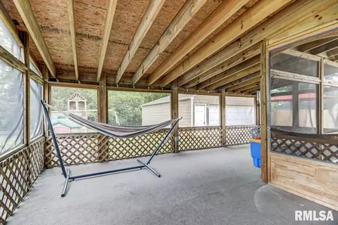 231 Nottingham Rd, Springfield, IL 62704 photo 3