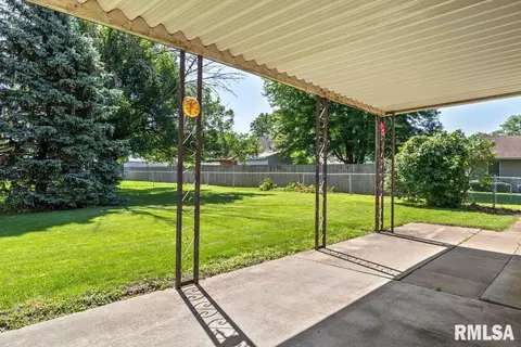 1900 Scarbrough Rd, Springfield, IL 62702 photo 23
