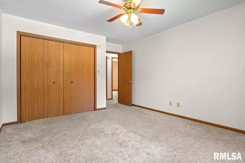 1900 Scarbrough Rd, Springfield, IL 62702 photo 16