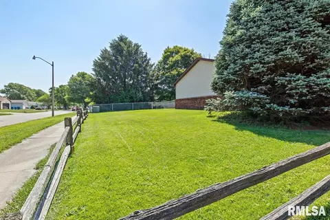1900 Scarbrough Rd, Springfield, IL 62702 photo 30