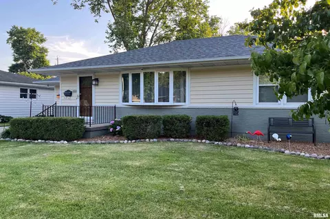 17 Sunnyside Dr, Springfield, IL 62702 photo 3