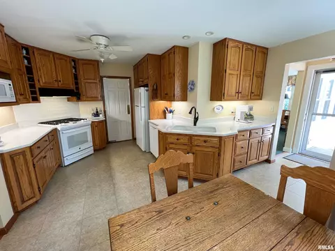 809 Williams Blvd, Springfield, IL 62704 photo 8