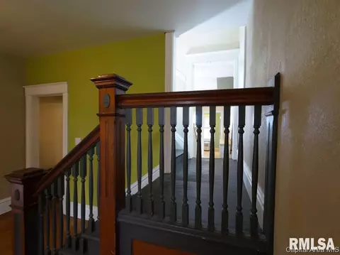 944 N 2nd St, Springfield, IL 62702 photo 14