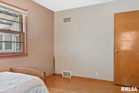 1930 Lee St, Springfield, IL 62703 photo 19
