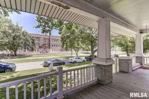 2505 Yale Blvd, Springfield, IL 62703 photo 2