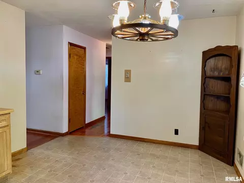 1716 N 23rd St, Springfield, IL 62702 photo 8