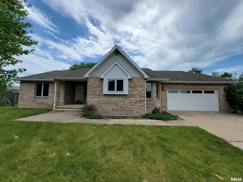 2413 Heather Mill Ct, Springfield, IL 62704 photo 1
