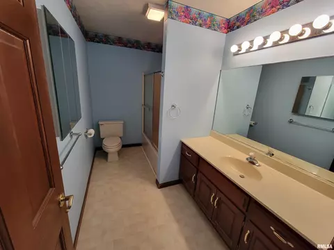 2413 Heather Mill Ct, Springfield, IL 62704 photo 12