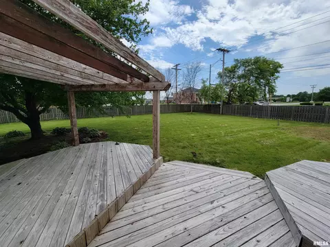 2413 Heather Mill Ct, Springfield, IL 62704 photo 29