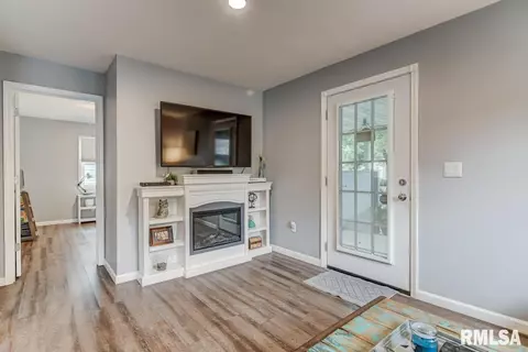 616 S Park Ave, Springfield, IL 62704 photo 5