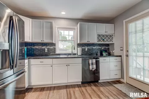 616 S Park Ave, Springfield, IL 62704 photo 13