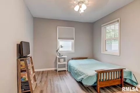616 S Park Ave, Springfield, IL 62704 photo 21