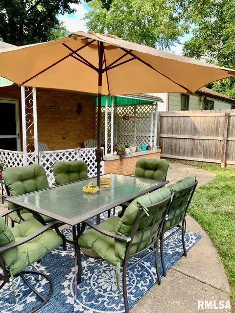 1660 W Glenn Ave, Springfield, IL 62704 photo 12