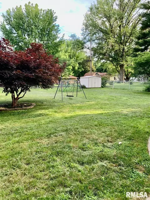 1660 W Glenn Ave, Springfield, IL 62704 photo 14