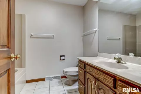 3216 Forsyth Dr, Springfield, IL 62704 photo 27