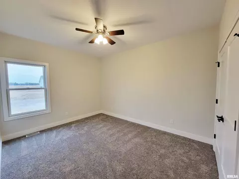 4616 Eugene Ct, Springfield, IL 62711 photo 9