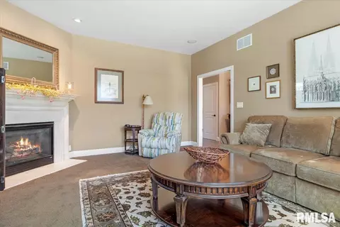 2401 Interlacken Rd, Springfield, IL 62704 photo 7