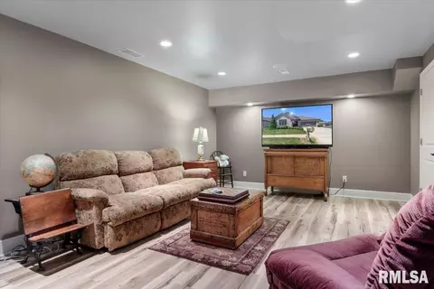 2401 Interlacken Rd, Springfield, IL 62704 photo 30