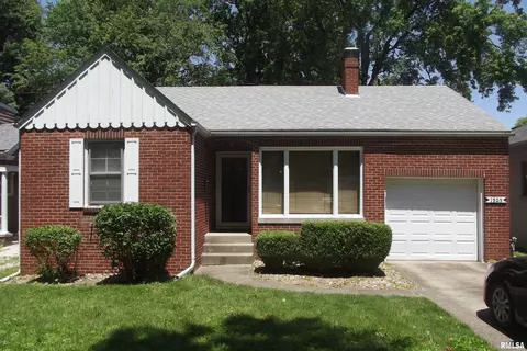 1505 W Edwards St, Springfield, IL 62704 photo 2