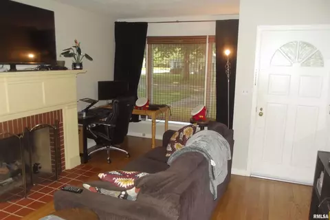 1505 W Edwards St, Springfield, IL 62704 photo 9