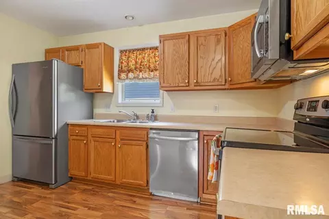 1500 Pennsylvania Ave, Springfield, IL 62702 photo 6