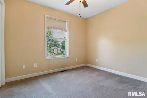 1500 Pennsylvania Ave, Springfield, IL 62702 photo 15