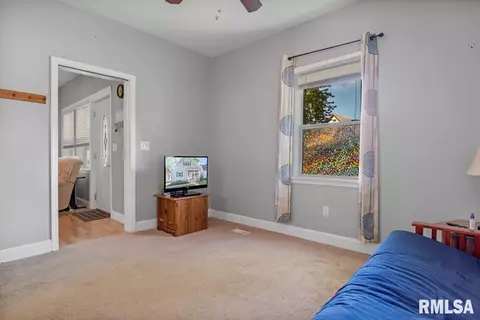 1725 S Spring St, Springfield, IL 62704 photo 16