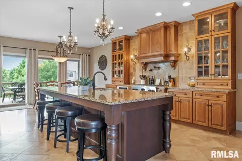 5305 Gentry Rdg, Springfield, IL 62711 photo 10