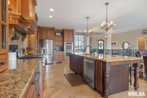 5305 Gentry Rdg, Springfield, IL 62711 photo 8