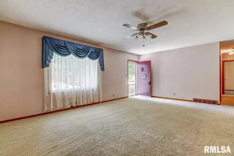 9 Circle Dr, Springfield, IL 62703 photo 8