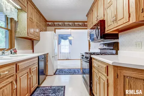 9 Circle Dr, Springfield, IL 62703 photo 9