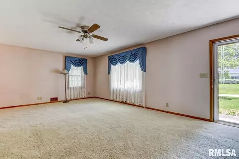 9 Circle Dr, Springfield, IL 62703 photo 7
