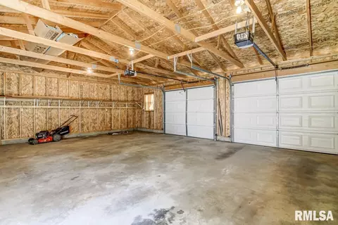 118 E Hawkeye Way, Springfield, IL 62707 photo 33