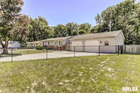 118 E Hawkeye Way, Springfield, IL 62707 photo 6