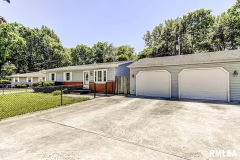 118 E Hawkeye Way, Springfield, IL 62707 photo 4