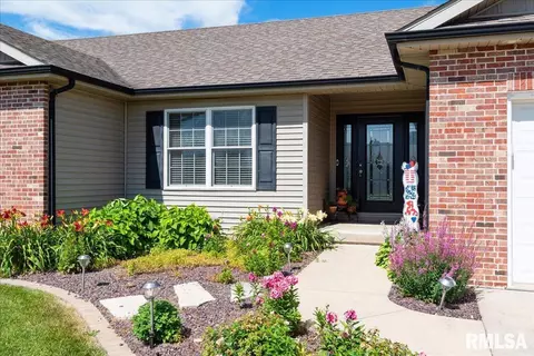 603 Willows Ave, Chatham, IL 62629 photo 5